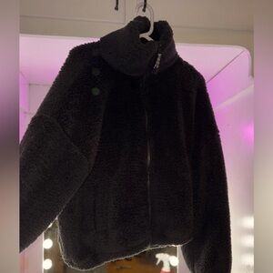 Fluffy warm jacket!!